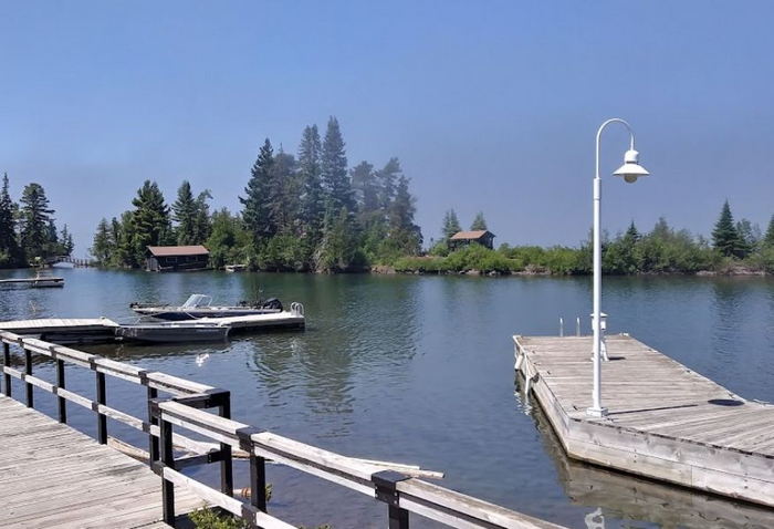 Minnetonka Resort - From Web Listing (newer photo)